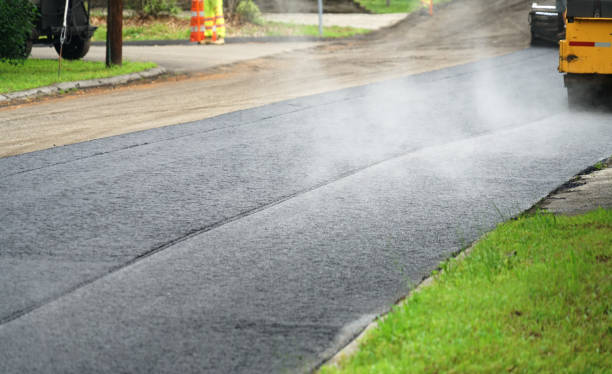 Best Driveway Paving Contractor  in Manito, IL